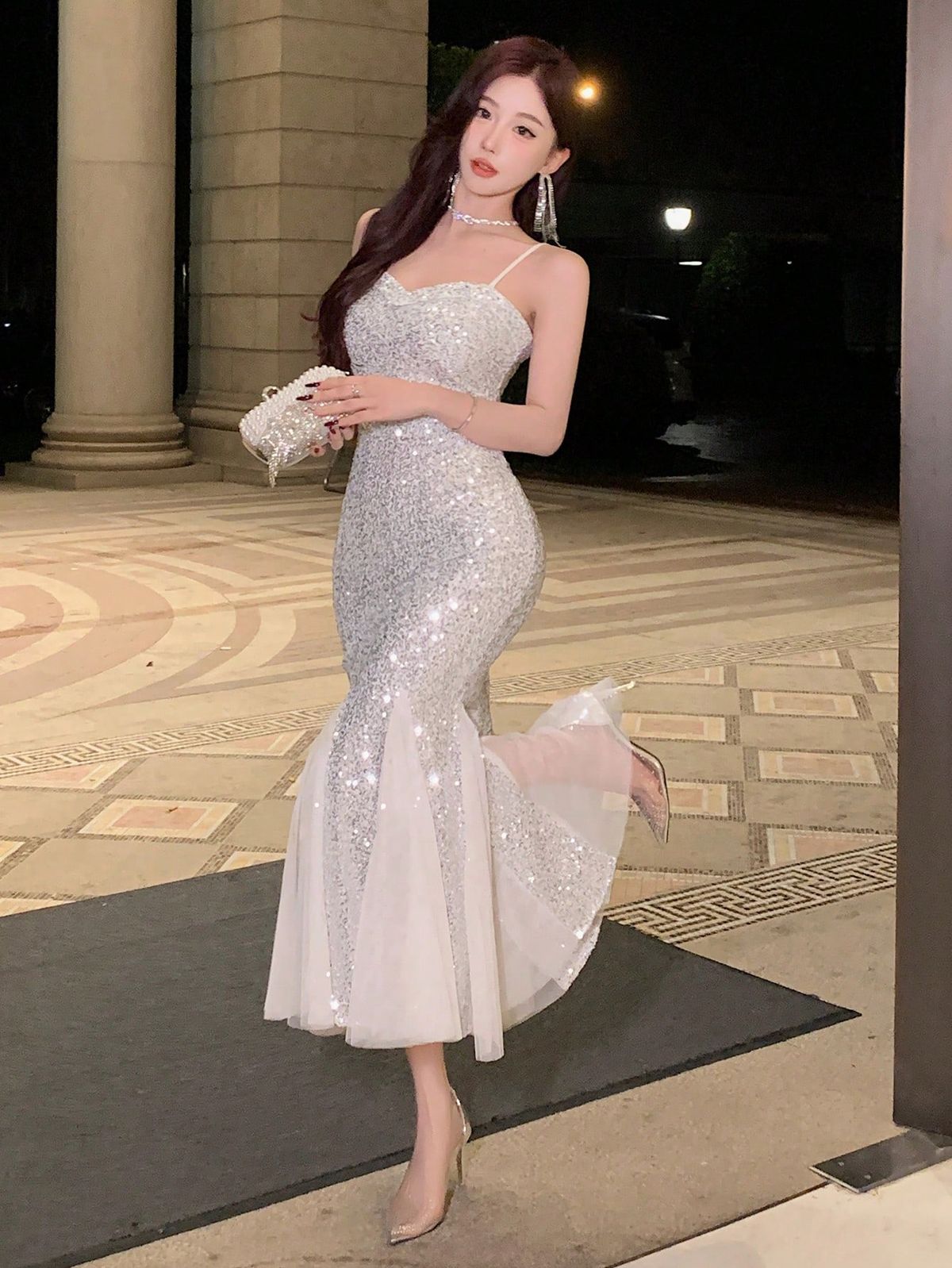 Đầm dài dự tiệc Sepuins Ánh Kim - Tỏa sáng dưới ánh đèn