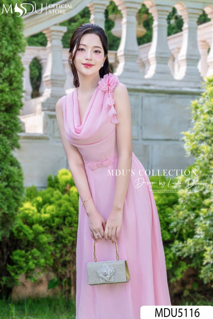 Vì Sao Chọn Đầm Dự Tiệc Cưới Lại Quan Trọng?