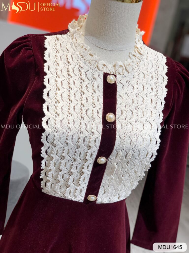 Những Lưu Ý Khi Chọn Đầm Nhung Dự Tiệc