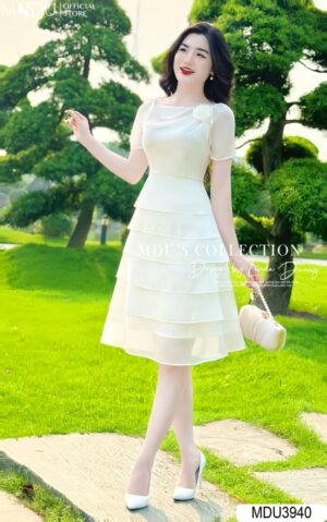 Váy Thiết Kế MDU3940 Tông Trắng Váy Dáng Ngắn Tay Bồng Hoa Thêu Tay
