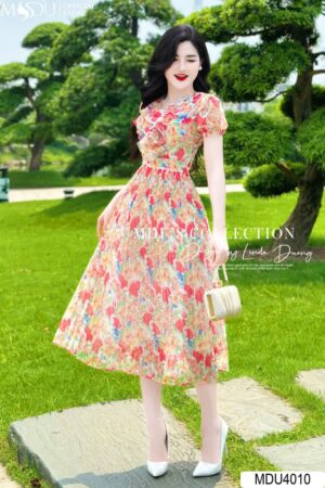 Váy Thiết Kế MDU4010 Hoạ Tít In Hoa Cổ Bèo Dáng Váy Xoè Nhẹ Basic Lôi Quấn