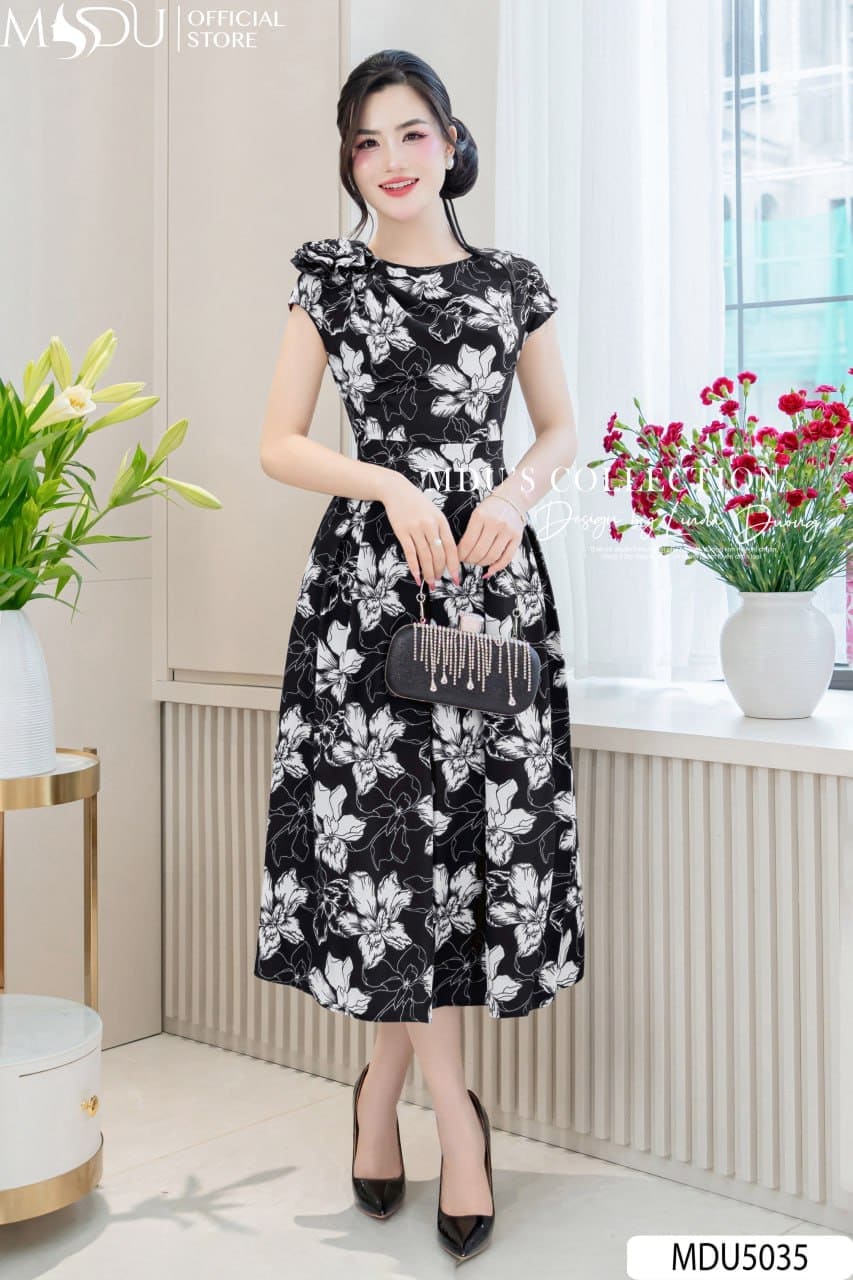 Cách Phối Đồ Với Váy Đen Dự Tiệc Để Tỏa Sáng