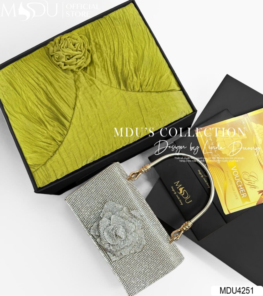 Váy Thiết Kế MDU4251: Chất Liệu Tơ Xốp Nhăn Cao Cấp, Đẳng Cấp Thời Trang Biển