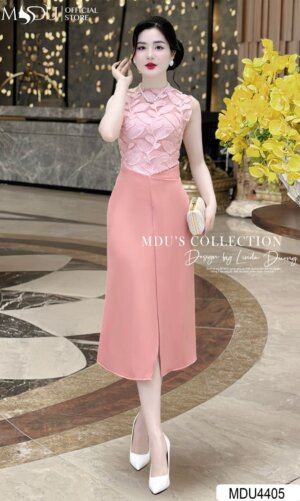 Váy Thiết Kế MDU4405 Tông Hồng Pastel Và Hồng Nhạt Trên Nền Ren Phối Mango Ý Hoạ Tiết Lá Trên Váy Bắt Mắt