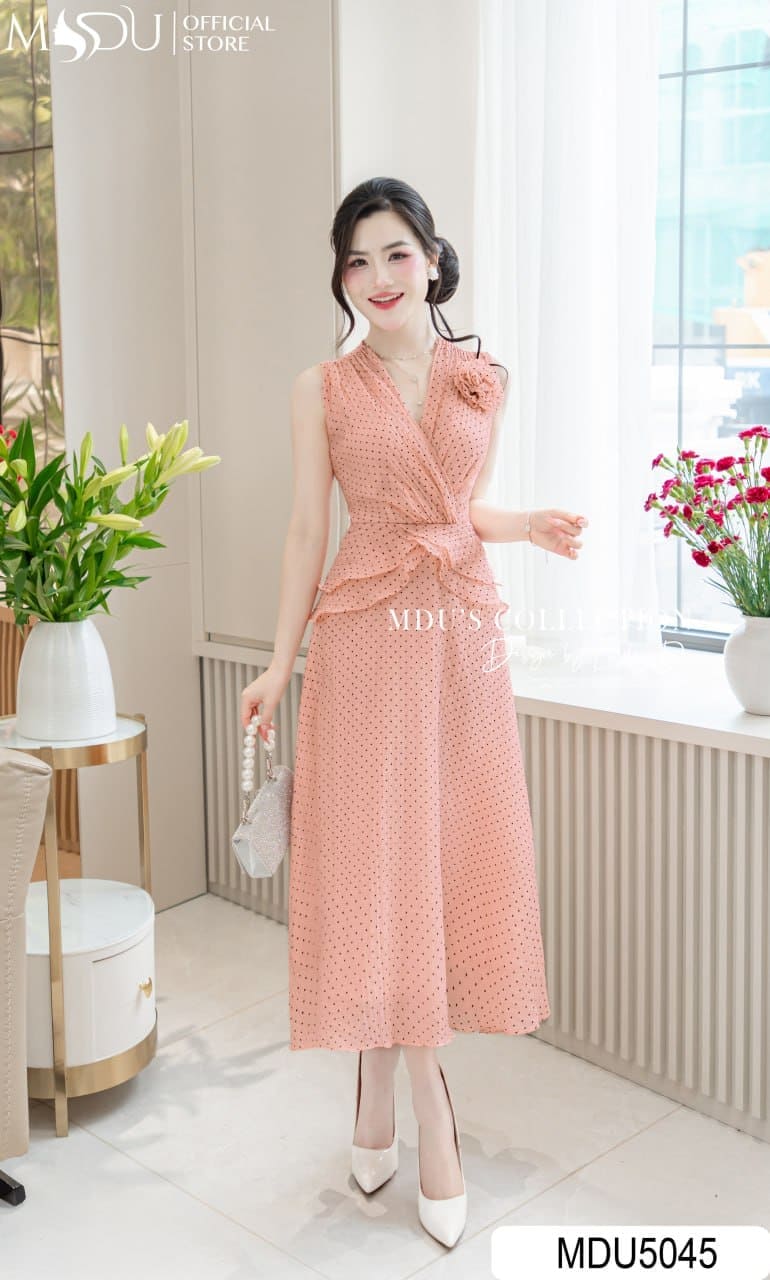 Các Kiểu Dáng Đầm Cúp Ngực Dự Tiệc Khiến Bạn Mê Mẩn - Đầm Cúp Ngực Dáng Xòe Công Chúa