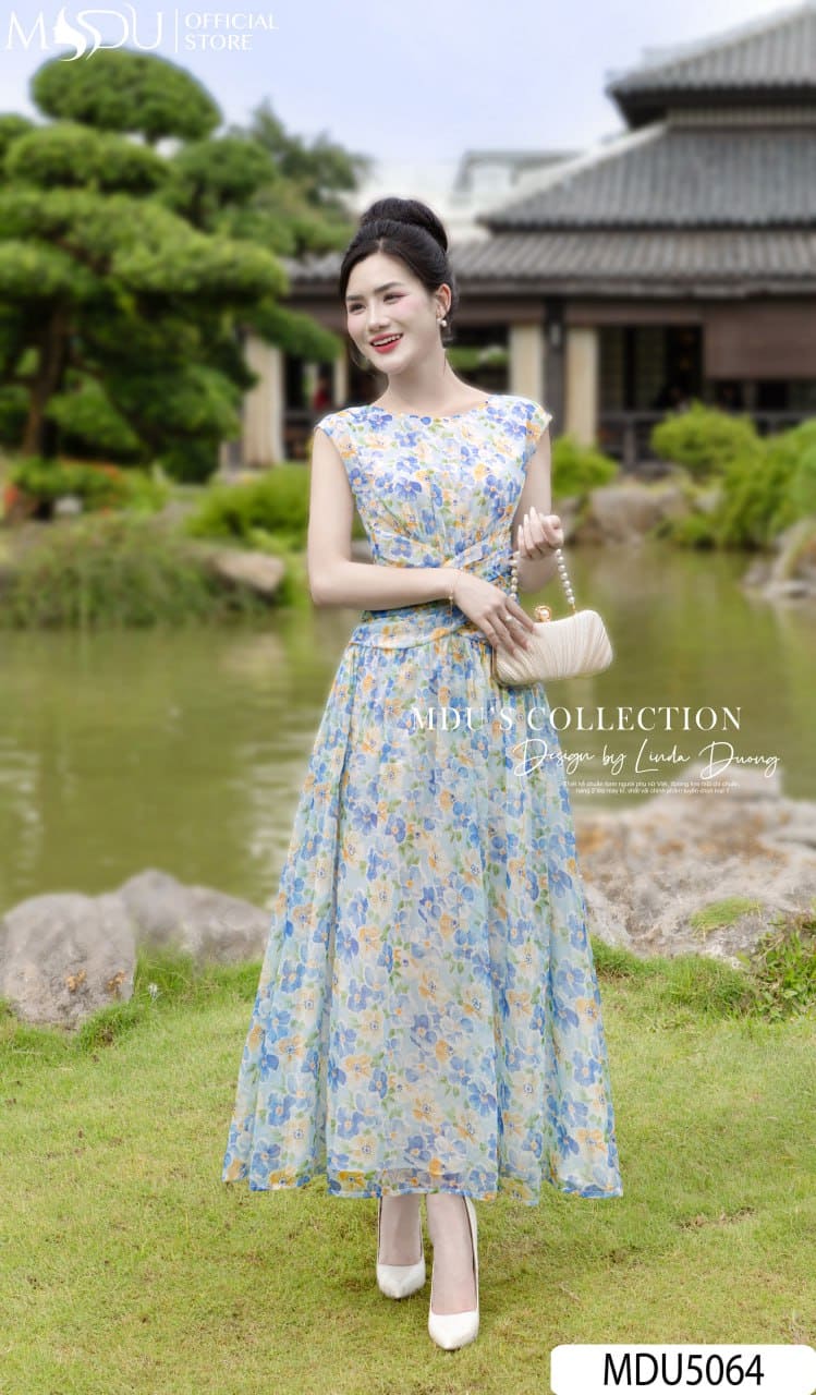 Đầm dự tiệc cưới cho tuổi 35 - Màu sắc 