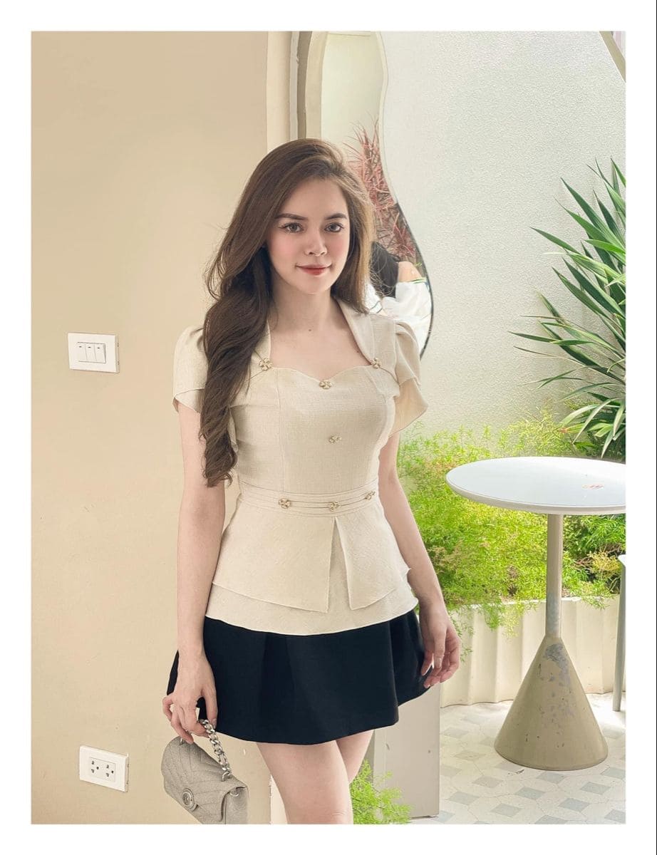 Các Kiểu Dáng Đầm Ngắn Dự Tiệc Khiến Bạn Mê Mẩn - Đầm Peplum