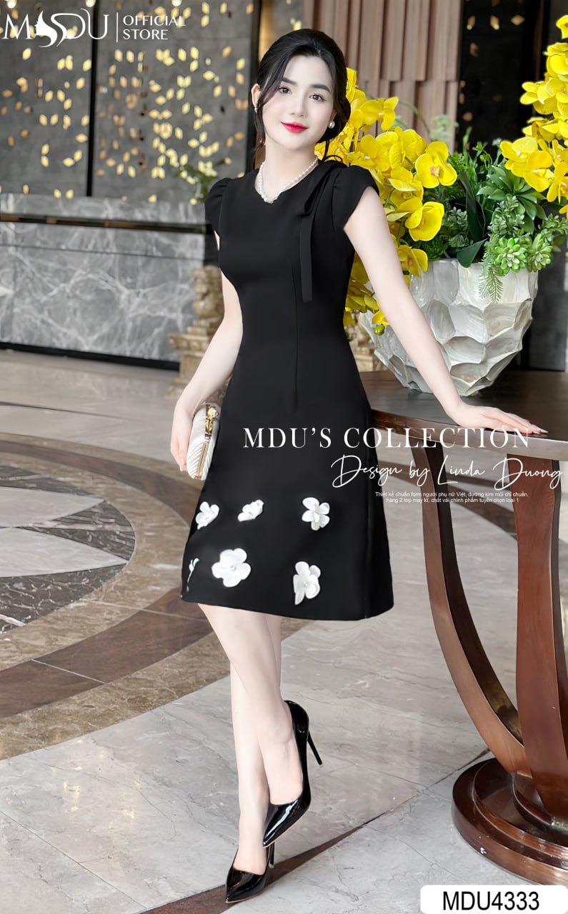 Phối Váy Ngắn Thiết Kế Cho Phong Cách Sang Trọng