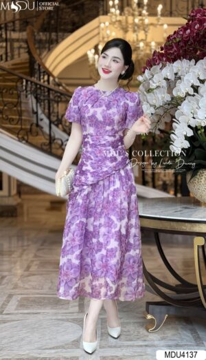 Váy Dáng Xòe MDU4137 Màu Tím Phối Họa Tiết Nổi Bật
