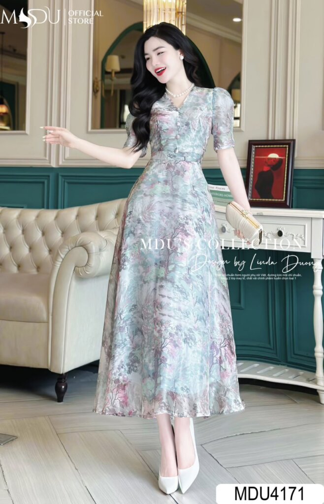 Váy Dự Tiệc Cổ V Cách Điệu