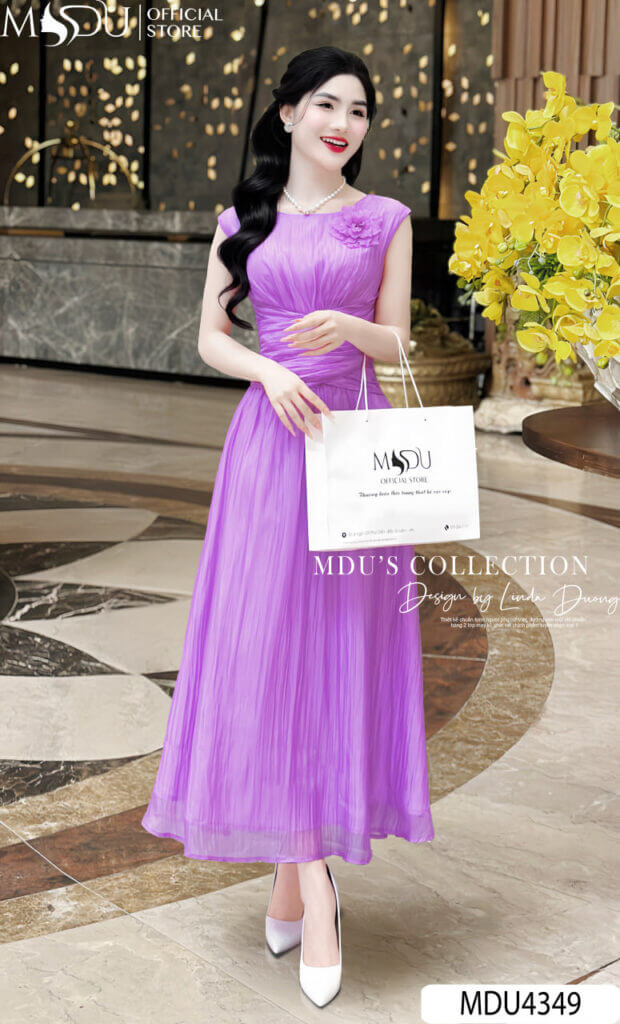 Đầm Maxi Dài Đính Hoa Tinh Tế