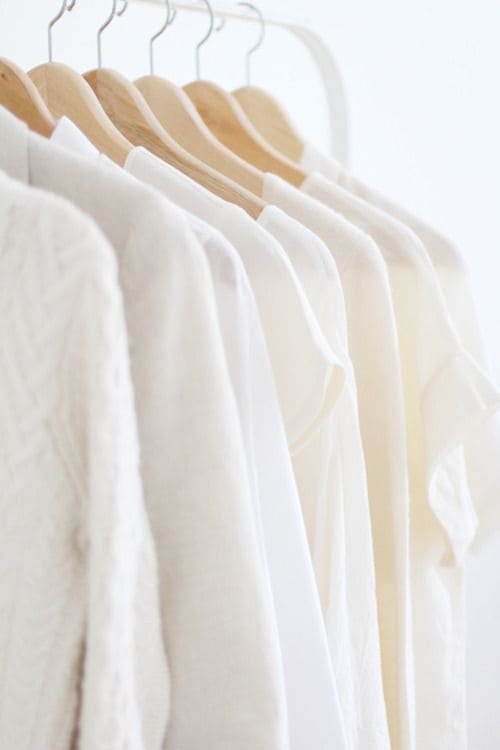 Mẹo Giữ Váy Trắng Thiết Kế Luôn Như Mới