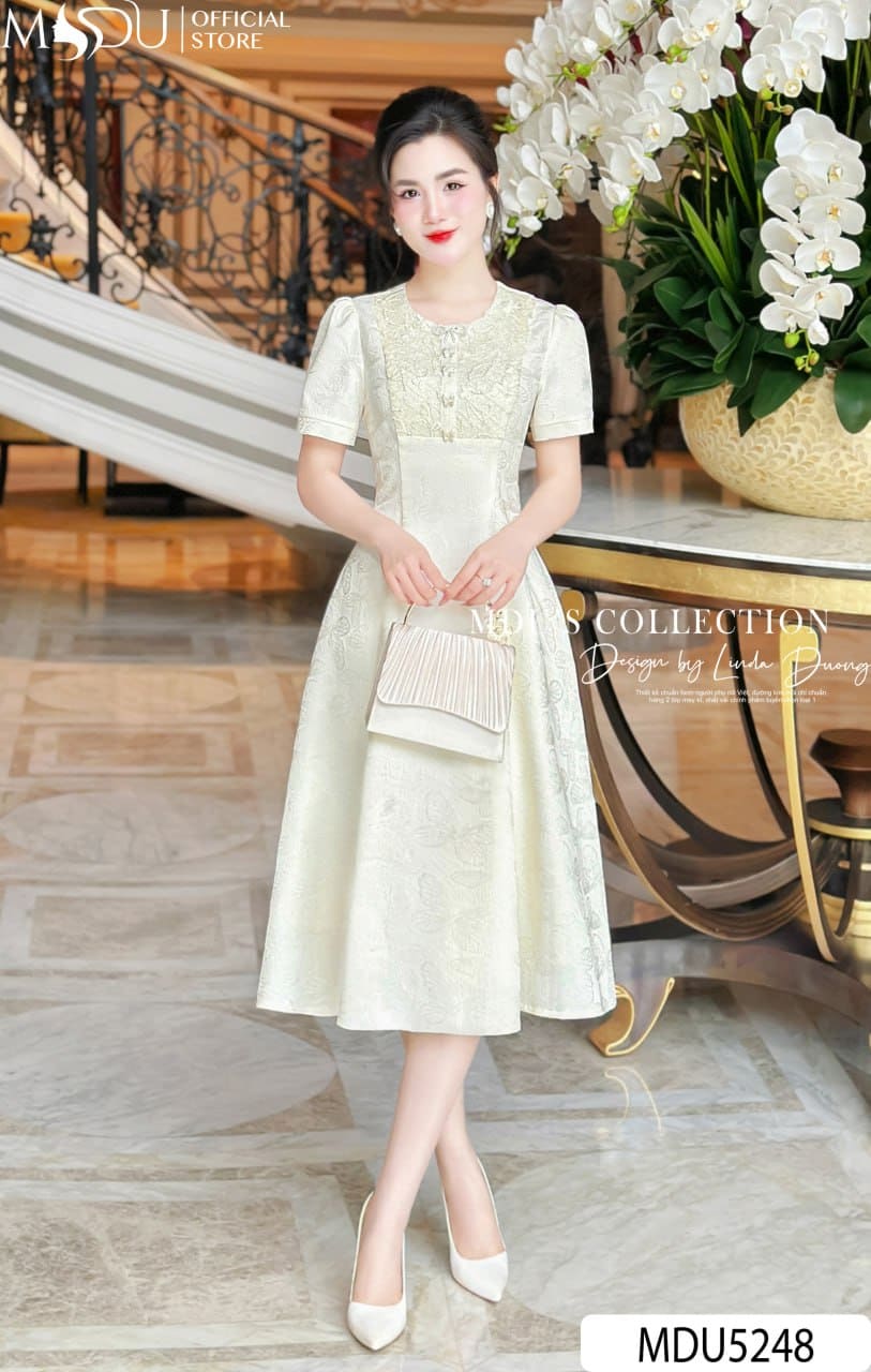 Sự Thoải Mái Của Đầm Chữ A Dáng Dài Trong Mọi Hoàn Cảnh