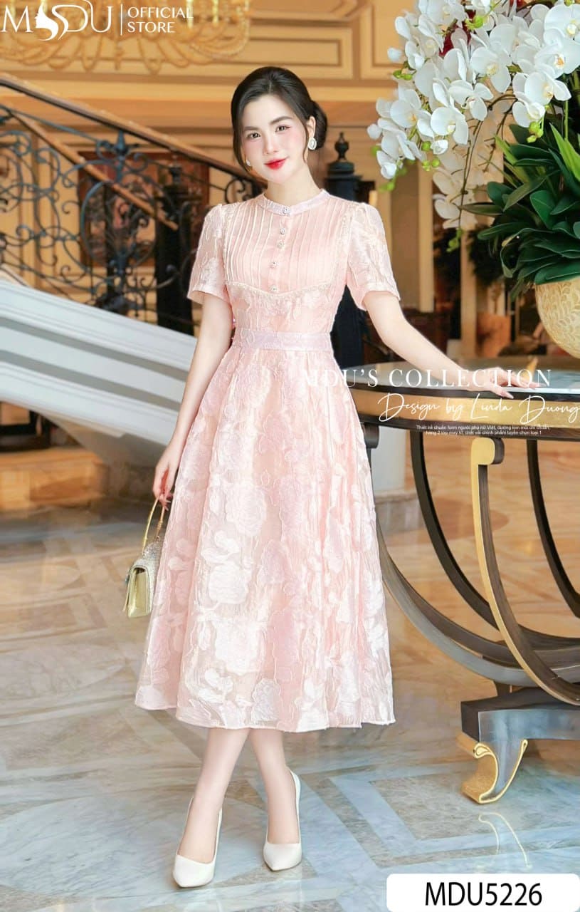 Đầm Dáng Dài Họa Tiết Hoa Nhí