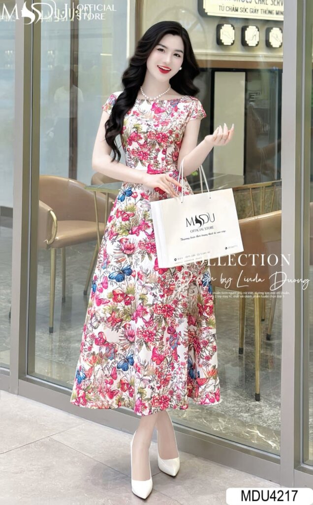 Đầm sát nách dáng dài họa tiết hoa