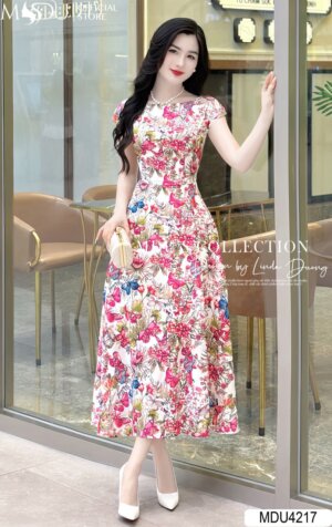 Váy Thiết Kế MDU4217 – Màu Hồng Nhạt Kết Hợp Cùng Tay Hến Cách Điệu