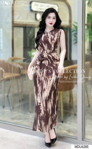 Váy Thiết Kế MDU4285 – Màu Nâu Dáng Dài Đính Hoa Nhẹ Nhàng Độc Đáo