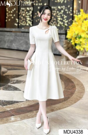 Váy Thiết Kế MDU4338 – Dáng Dài Màu Kem Cổ Cách Điệu