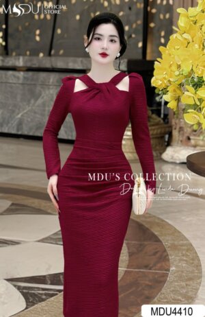 Váy Thiết Kế MDU4410 Tông Đỏ Nổi Bật, Dập Li Bụng, Chất Xốp Nhăn Mềm Mịn, Cổ Đan Chéo Lôi Quấn