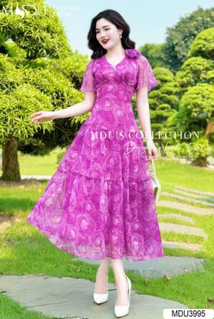 Váy Thiết Kế MDU3995 – Màu Tím Mộng Mơ Phối Cùng Họa Tiết Bắt Mắt Cổ Chữ V Thanh Lịch