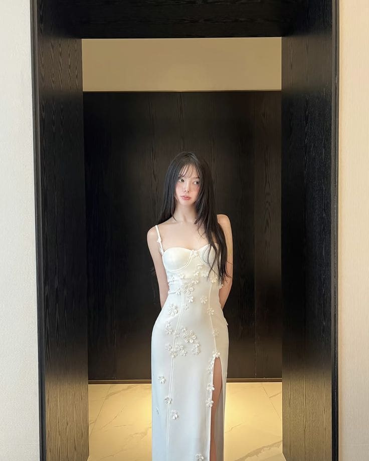 Mẹo Chọn Đầm Body 2 Dây Đi Tiệc Theo Xu Hướng