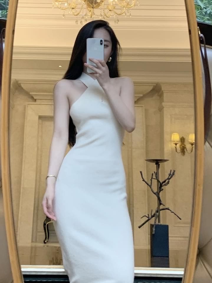 Đầm Body Cổ Yếm Cho Công Sở