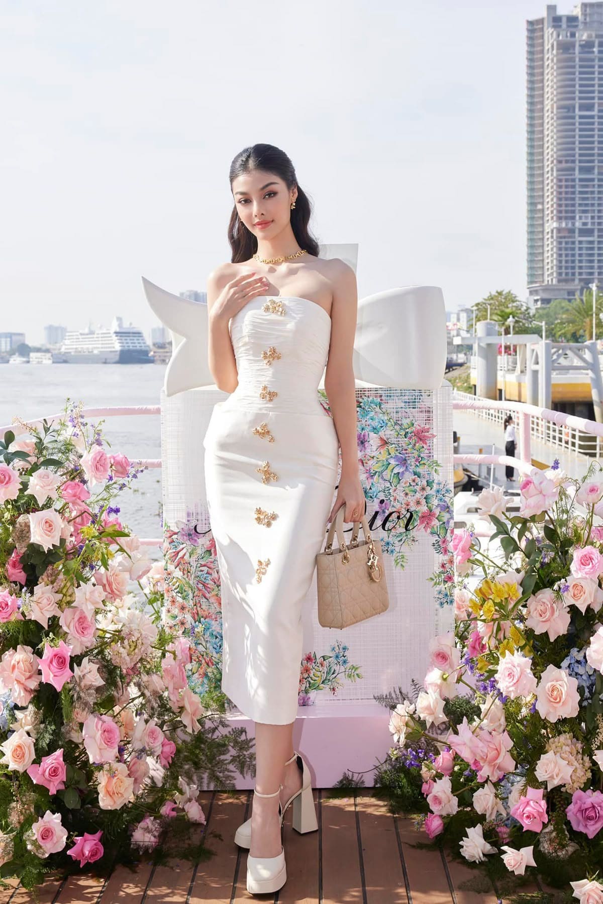 Đặc Điểm Làm Nên Sức Hút Của Đầm Body Cúp Ngực