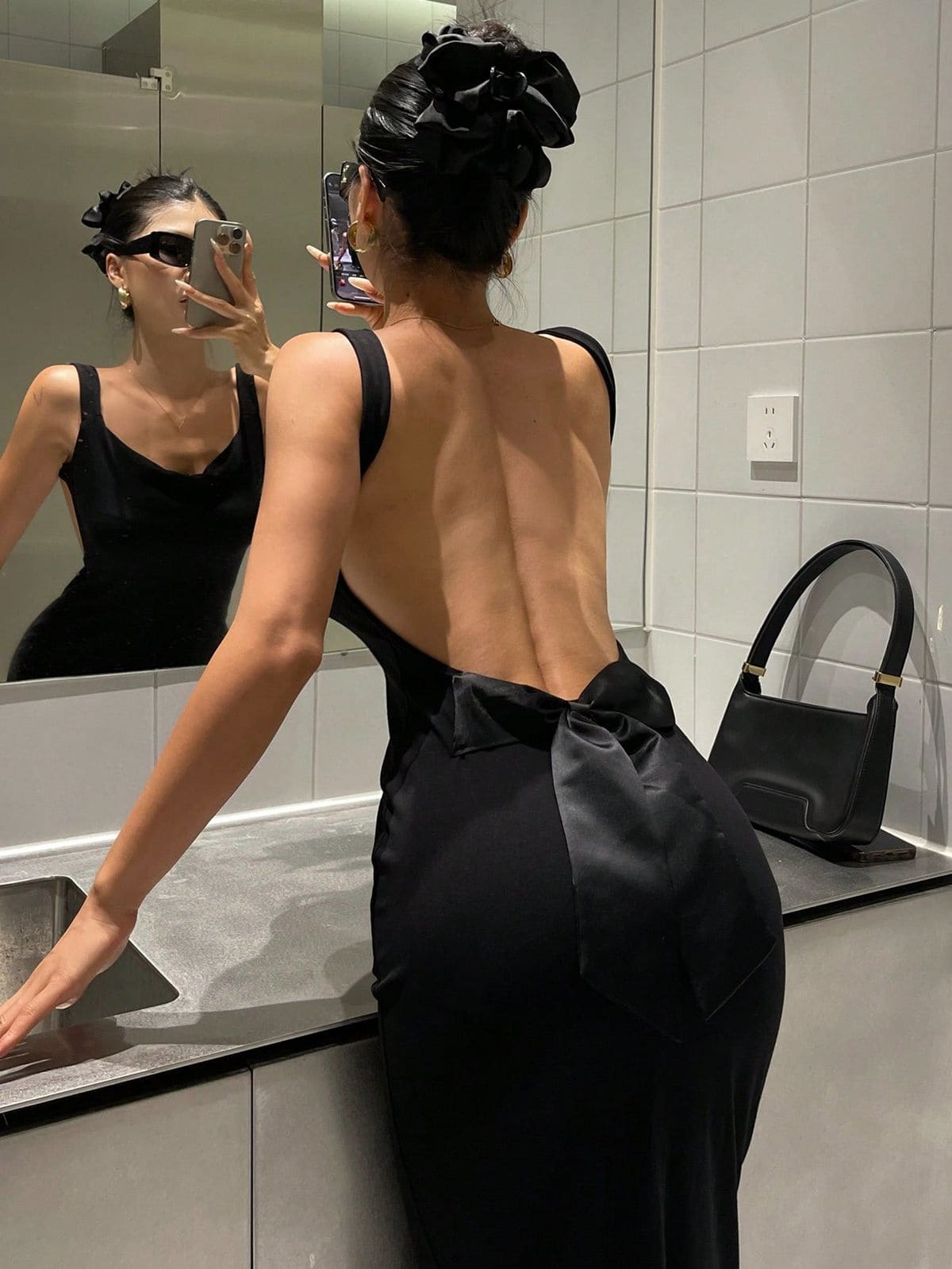 Đầm Body Hở Lưng Cho Người Đầy Đặn