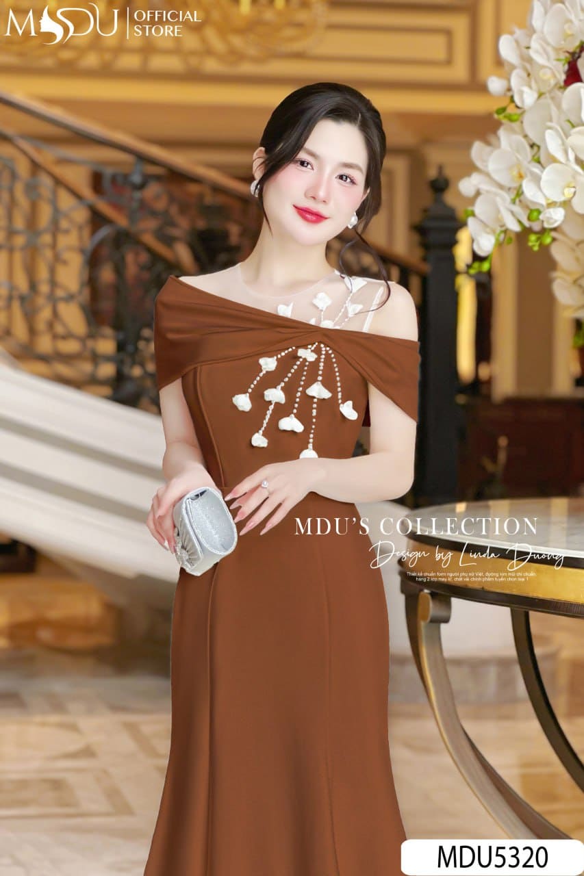 Đầm Body Trễ Vai Cho Dáng Quả Lê