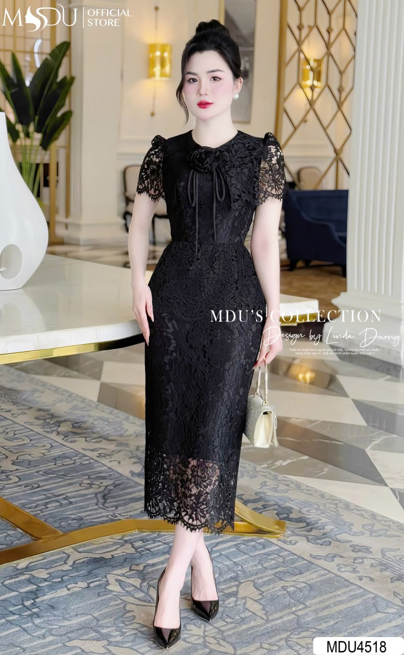 Phối Đồ Đầm Body Trung Niên Với Giày Dép