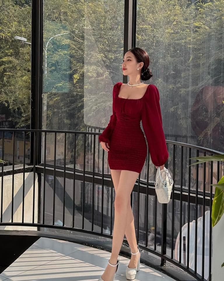 Váy Body Ngắn Cho Dáng Quả Lê