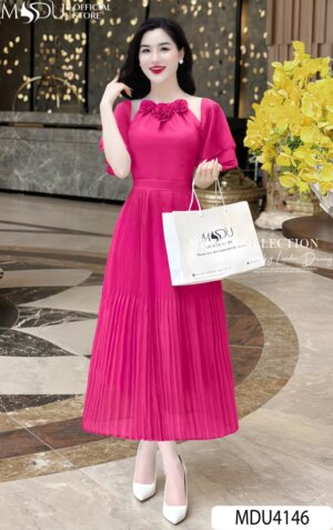 Váy Thiết Kế MDU4146 –  Cổ Đính Hoa Cách Điệu Kết Hợp Cùng Dáng Tay Cánh Tiên
