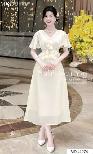 Váy Thiết Kế MDU4274 – Màu Trắng Đính Hoa Tinh Tế Cầu Kì