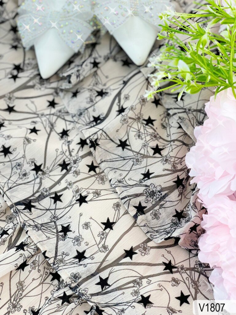Váy Thiết Kế V1807 - Chất Liệu Tơ Hàn Cao Cấp Gắn Họa Tiết Sao Nhung Nổi