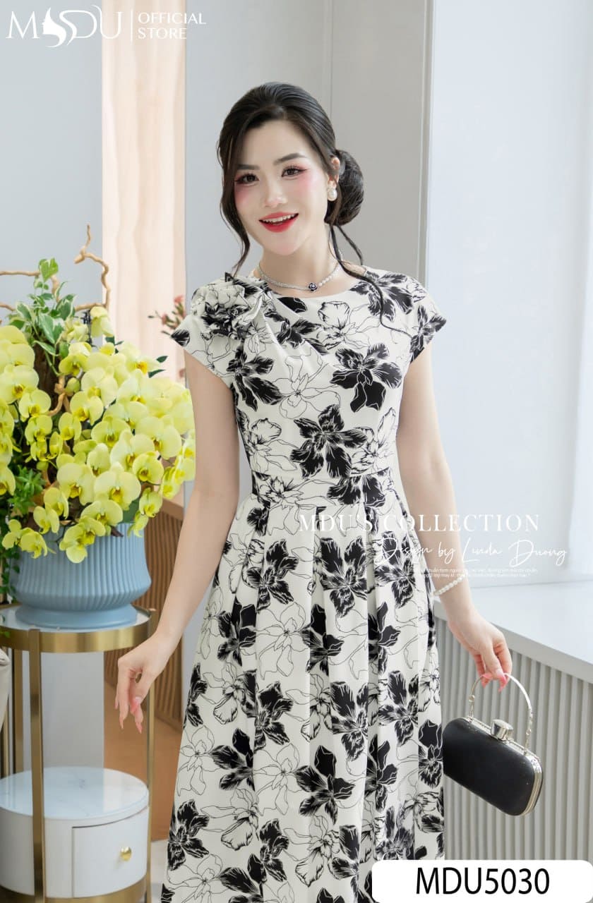 Đầm dự tiệc mùa hè dáng tay hến 