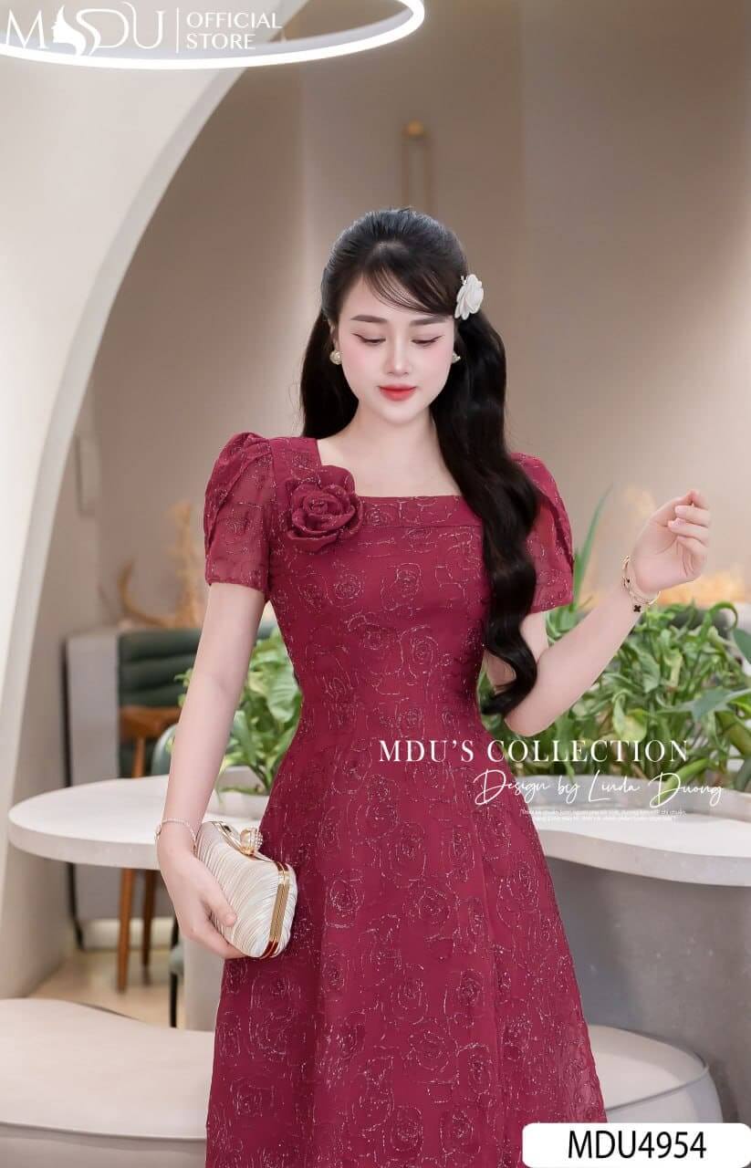 Phụ kiện phối với đầm maxi dự tiệc cao cấp