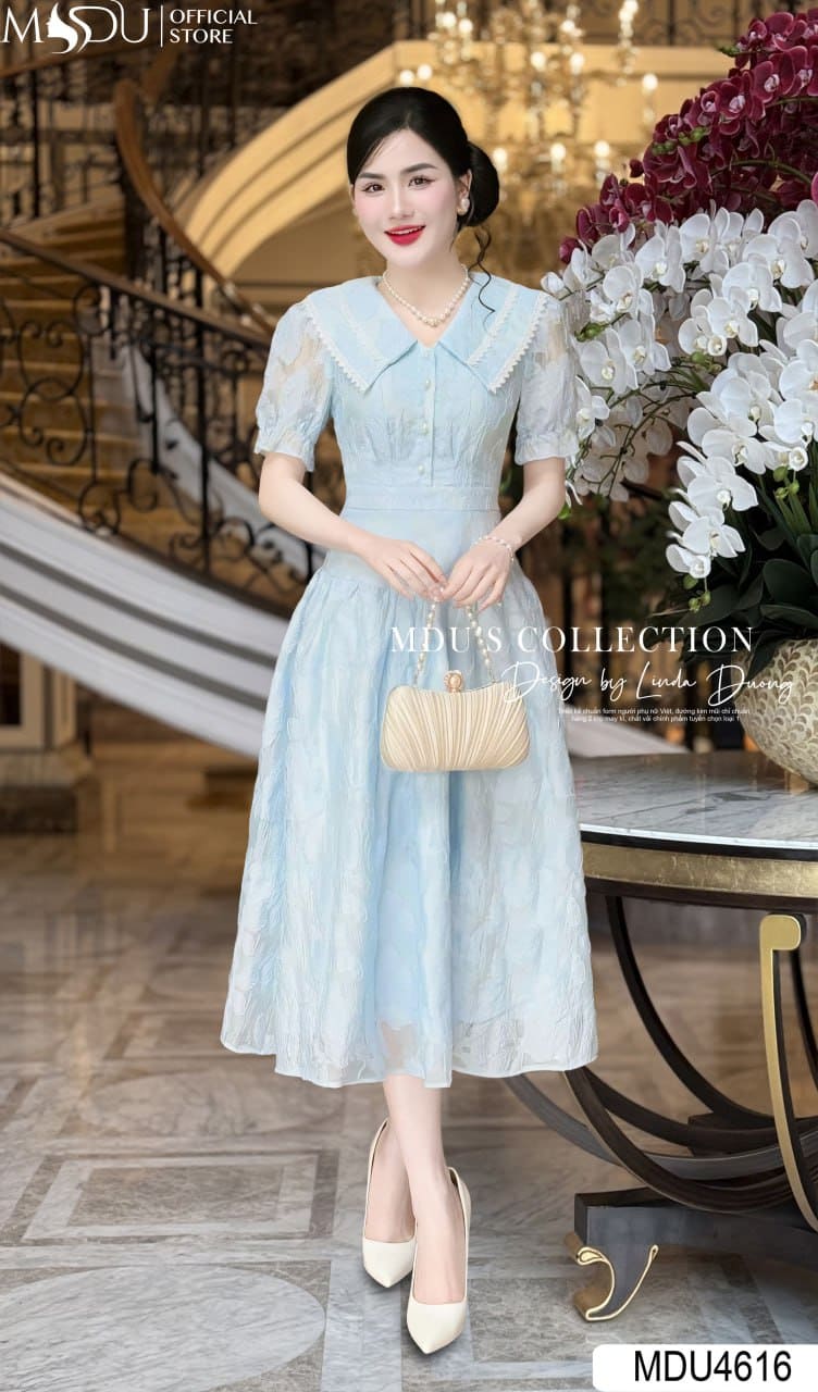 Lưu Ý Khi Chọn Váy Dự Tiệc Màu Xanh Dương