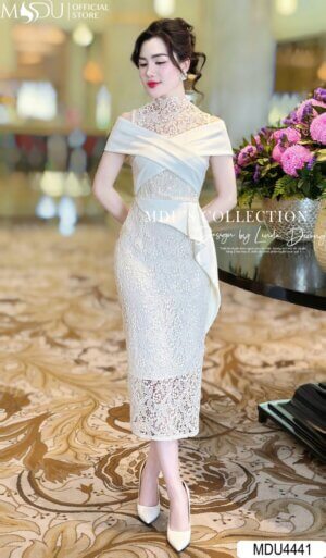 Váy Thiết Kế MDU4441 – Dáng Ôm Body Xẻ Tà Quyến Rũ Họa Tiết Hoa Ren Nổi Bật