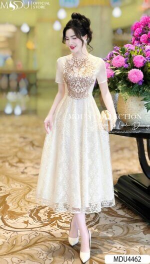 Váy Thiết Kế MDU4462 – Màu Kem Sang Trọng Phối Cùng Họa Tiết Trên Váy Bắt Mắt