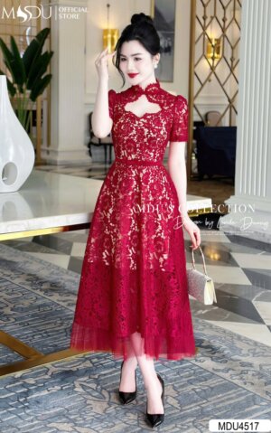 Váy Thiết Kế MDU4517 Màu Đỏ Cổ Cao Họa Tiết Hoa Tinh Xảo
