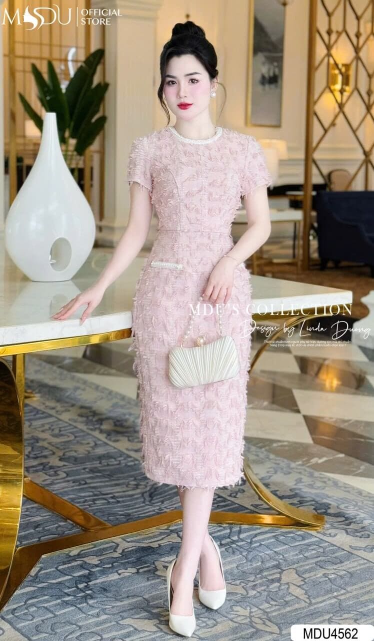 Các Mẫu Đầm Dự Tiệc Màu Hồng Pastel Đa Phong Cách - Váy Đính Đá Lấp Lánh