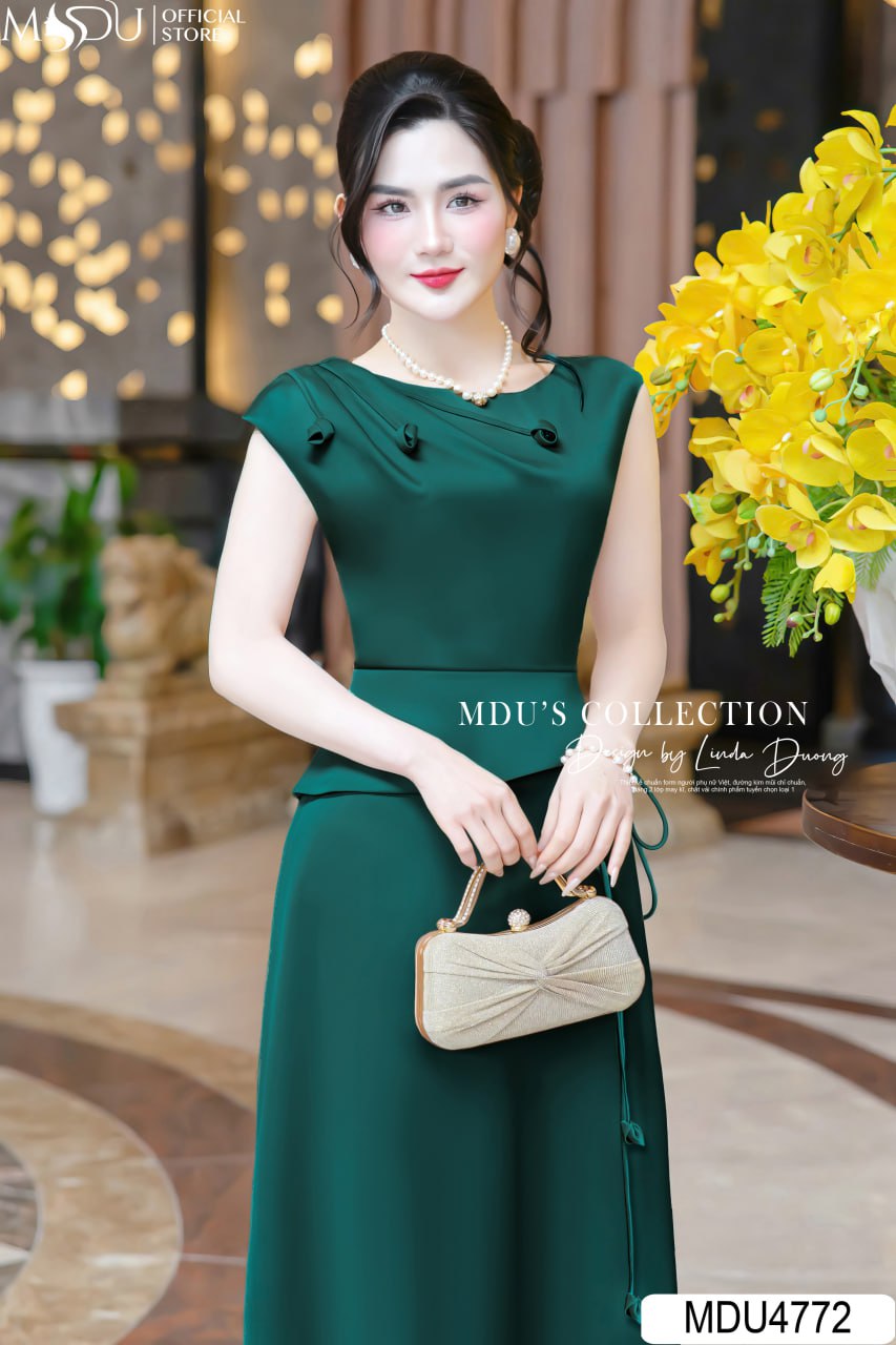 Đầm dự tiệc màu xanh lệch vai sang chảnh 