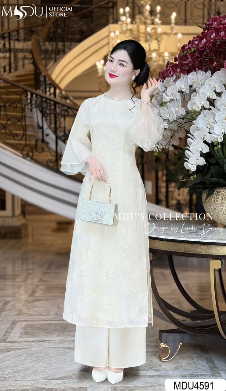 Xu Hướng Váy Dự Tiệc Tết Nguyên Đán 2025 – Đẹp Tinh Tế, Chuẩn Sang Chảnh