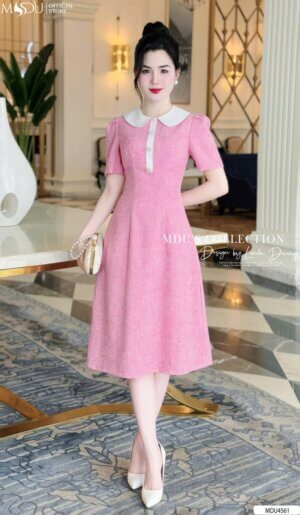 Váy Thiết Kế MDU4561 Màu Hồng Nhẹ Nhàng Cổ Sơ Mi Cách Điệu