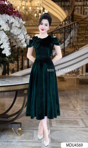 Váy Thiết Kế MDU4569 Màu Xanh Rêu Cùng Đường Cắt Khéo Léo