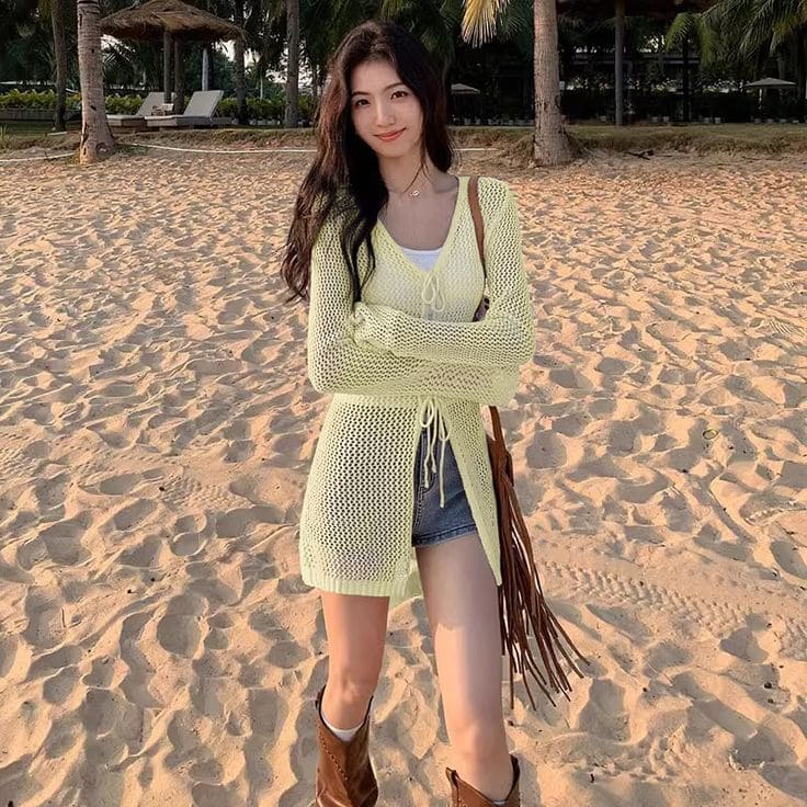 Đặc Điểm Nào Làm Nên Sức Hút Của Áo Cardigan Đi Biển - Chất Liệu Thoáng Mát, Nhẹ Như Gió