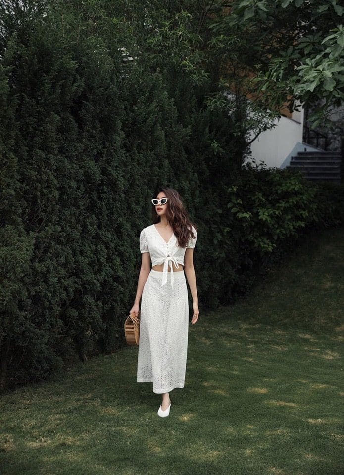 Mẹo Mix & Match Áo Đi Biển Để Luôn Xinh Đẹp