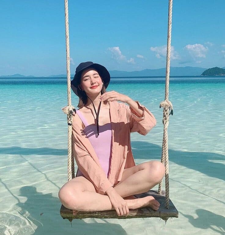 Vì Sao Áo Sơ Mi Đi Biển Là Lựa Chọn Hoàn Hảo Cho Kỳ Nghỉ