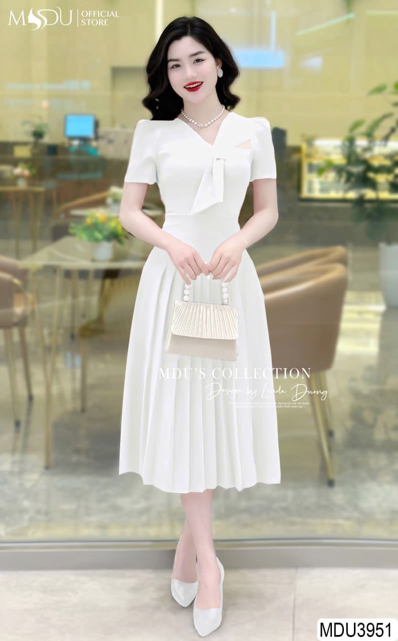 Đặc Điểm Nổi Bật Của Đầm Maxi Trắng Đi Biển 