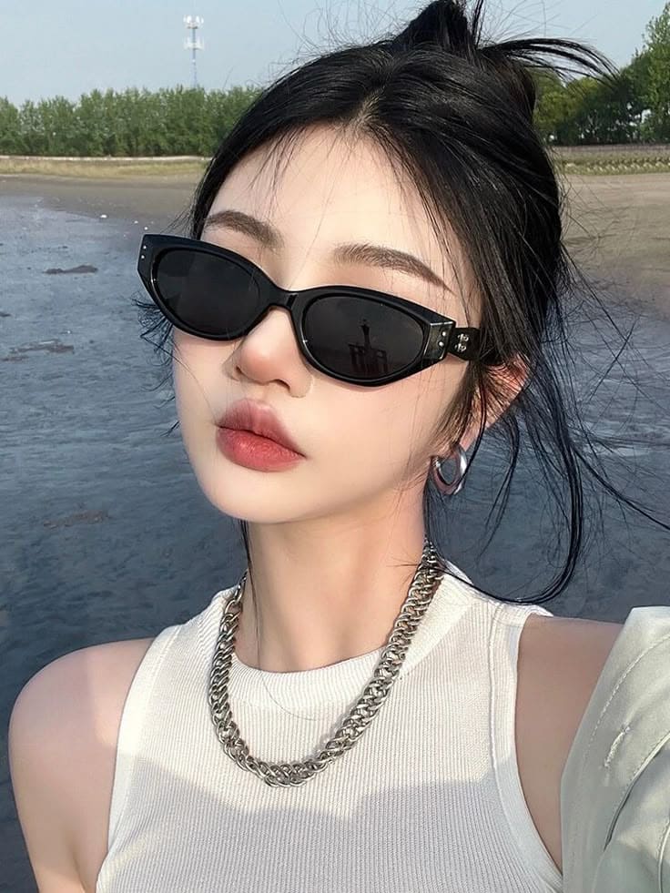 Tính Năng Quan Trọng Khi Chọn Kính Đi Biển - Chống Tia UV